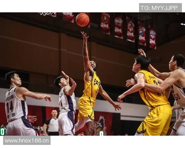 篮球职业联赛CBA是否吸引大量足球迷？